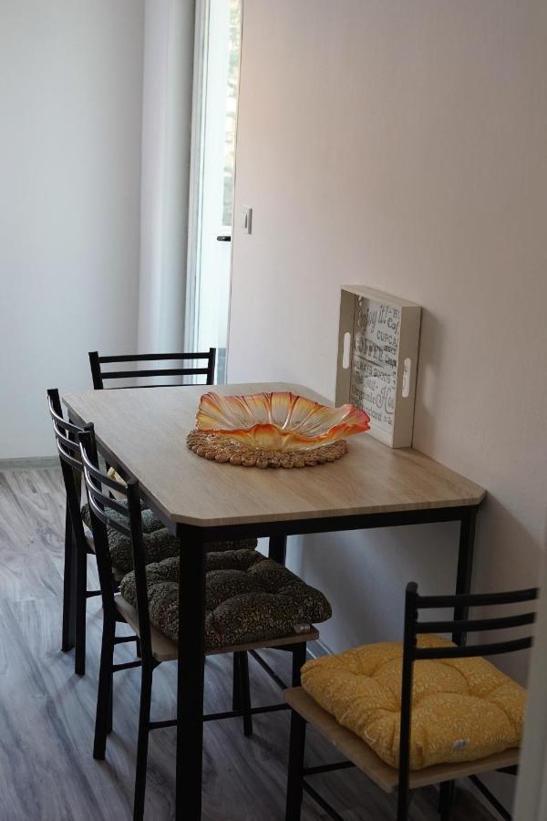 Apartman Smit Ουμάγκ Εξωτερικό φωτογραφία