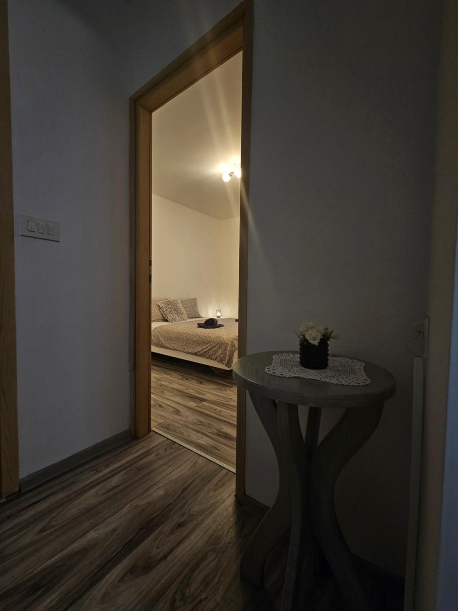 Apartman Smit Ουμάγκ Εξωτερικό φωτογραφία