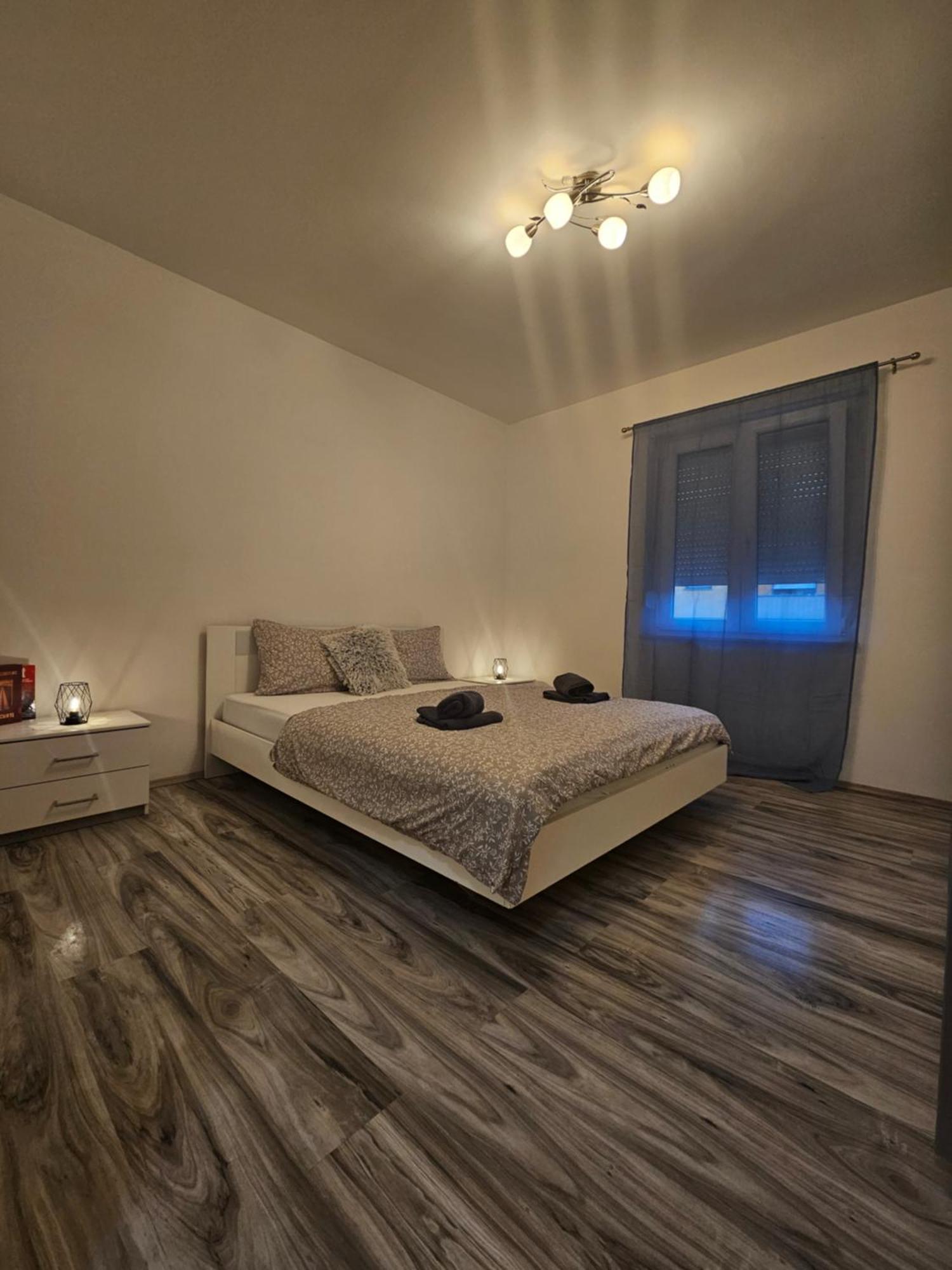 Apartman Smit Ουμάγκ Εξωτερικό φωτογραφία